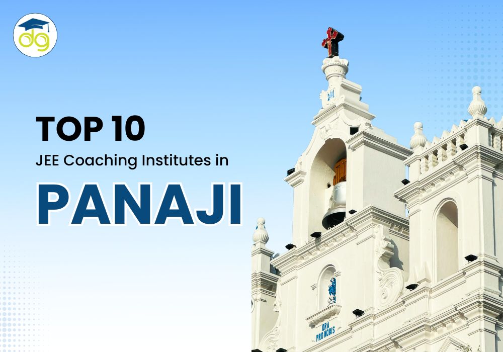 Students attending a JEE coaching class in Panaji with faculty teaching concepts on whiteboard
